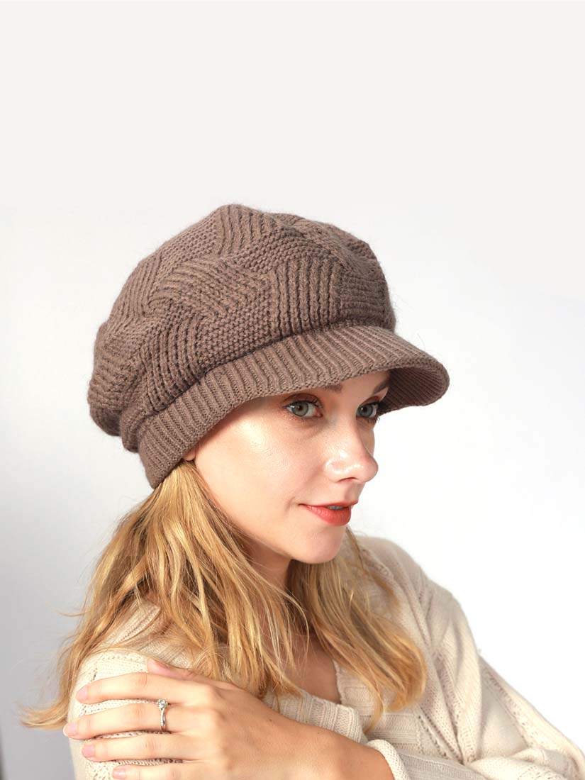 HAT2434 - Oak