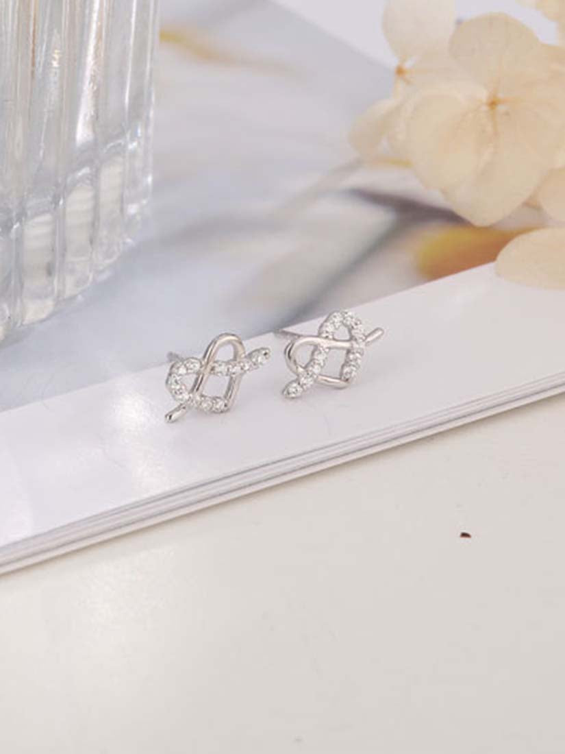 STE319E - Silver Earrings