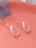 STE320E - Silver Earrings
