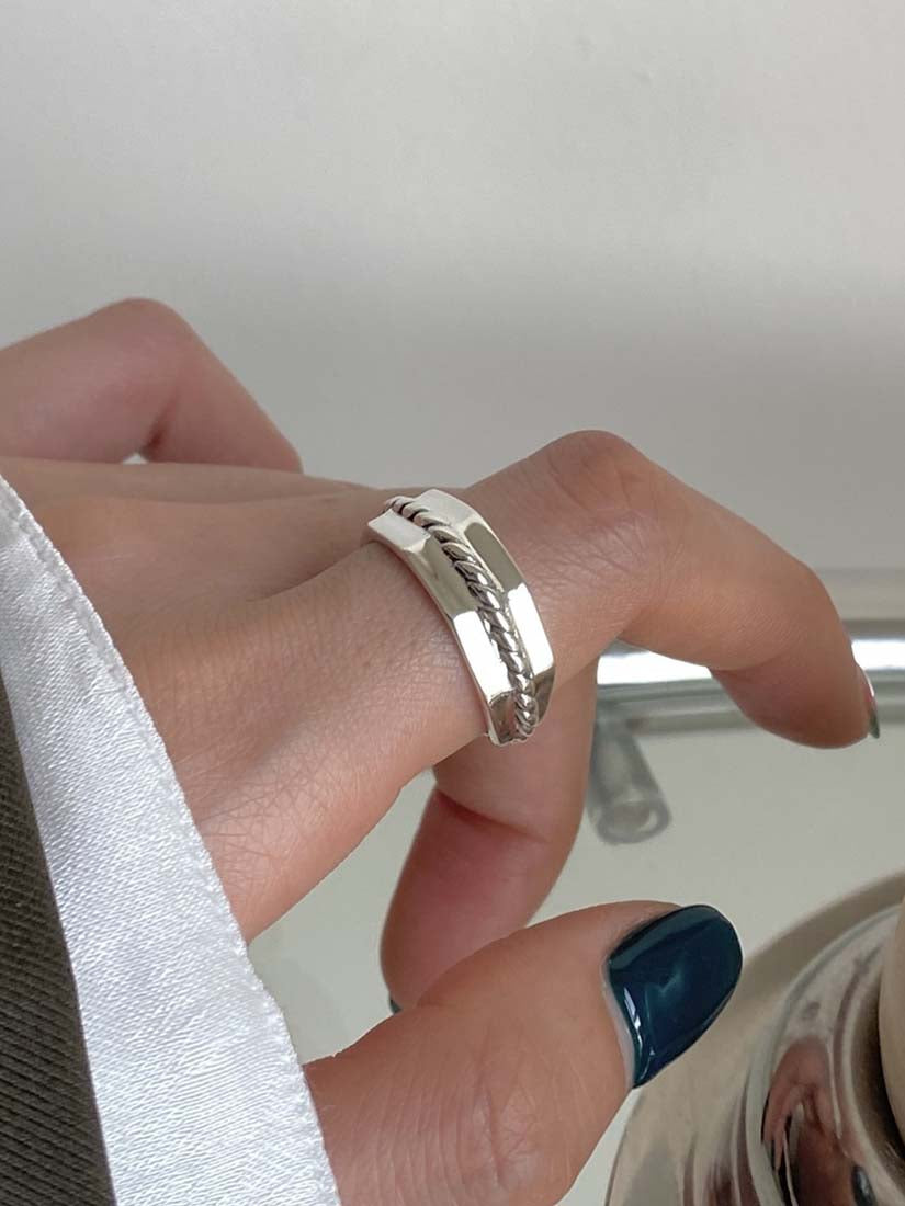 STE584R - Silver Ring