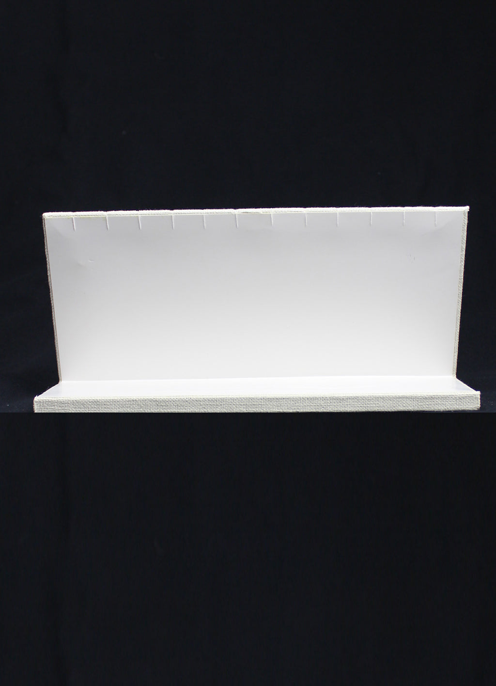 Display417 - Cream