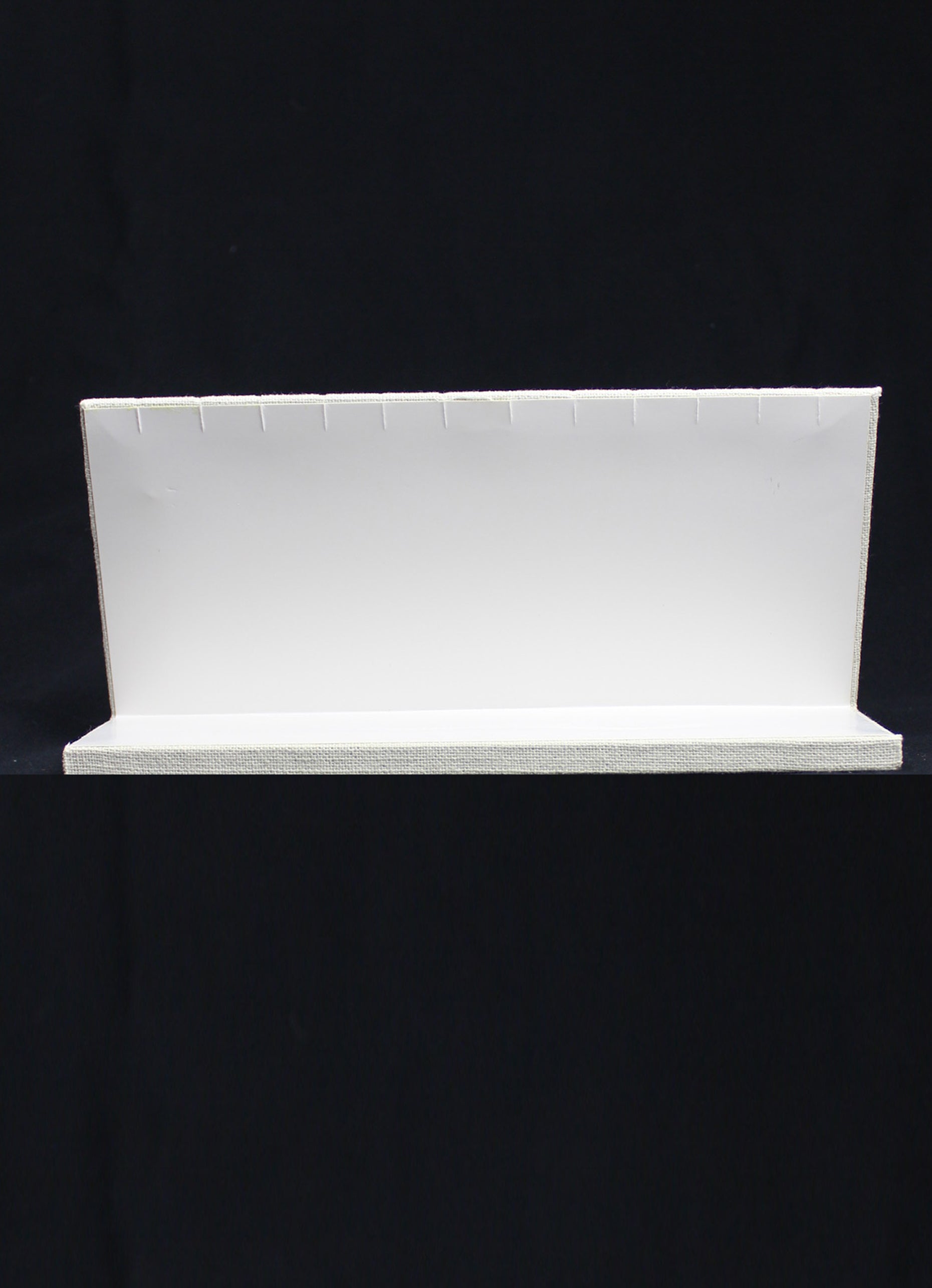 Display417 - Cream