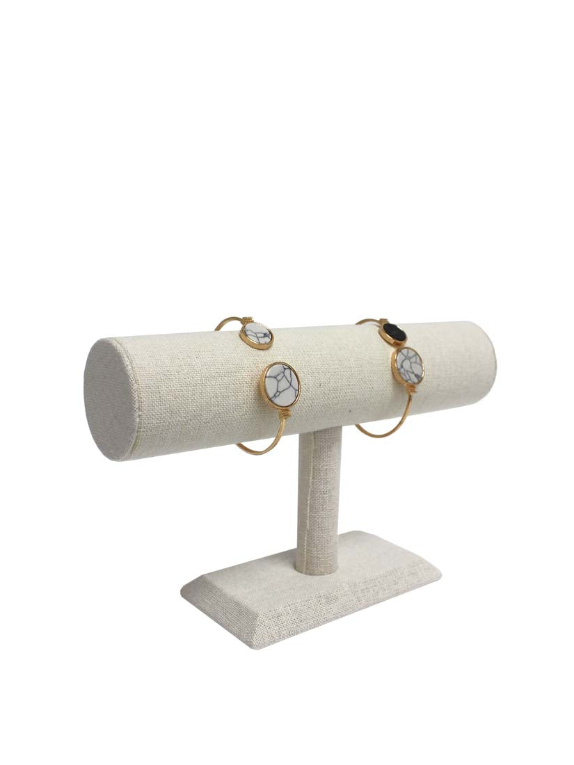 DISPLAY438 -  Cream